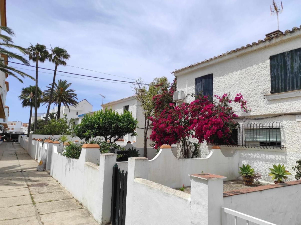 Villa Casa La Gaviota en el centro de Zahara Zahara de los Atunes Exterior foto
