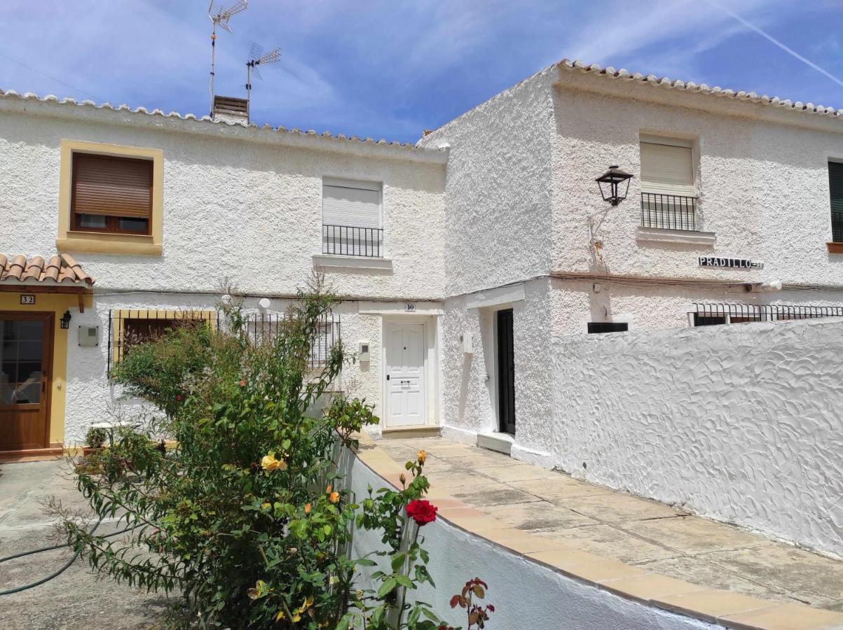 Villa Casa La Gaviota en el centro de Zahara Zahara de los Atunes Exterior foto